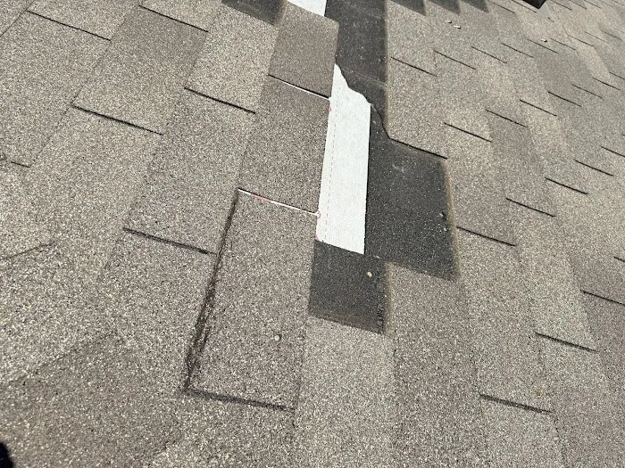 D & H Roofing Inc Picture 3
