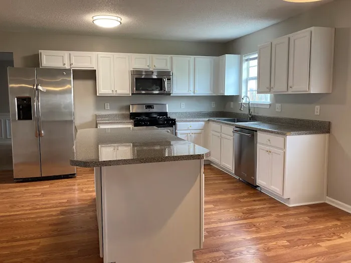 Leo's Home Care & Improvements LLC Picture 6