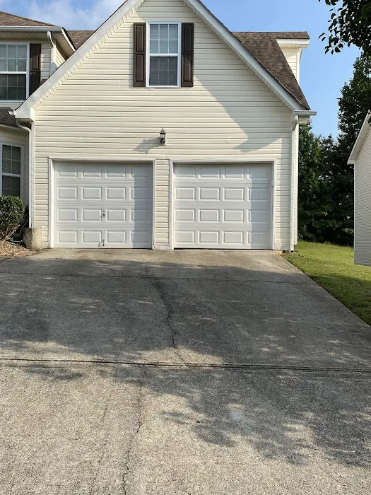 Well Done Painting & Pressure Washing Picture 8