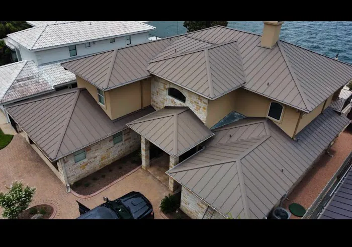 North Face Exterior Picture 5