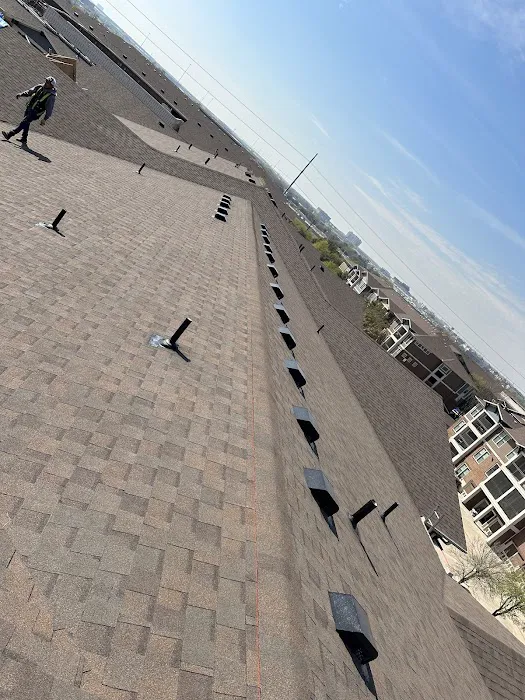 Giraffe Roofing LLC Picture 7