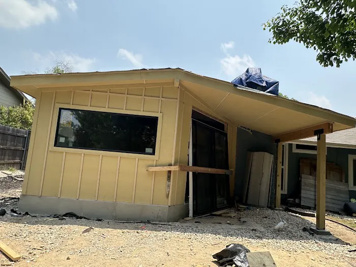 Giraffe Roofing LLC Picture 10
