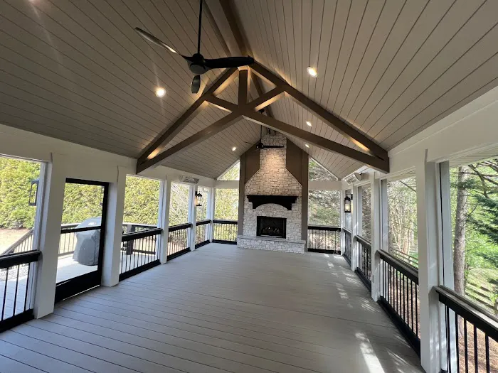 Legendary Custom Homes & Renovations Picture 7