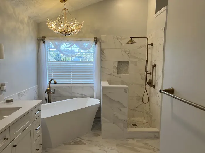 Legendary Custom Homes & Renovations Picture 9