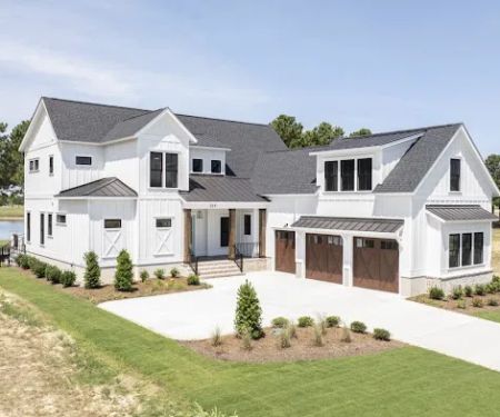 Unique Custom Homes LLC