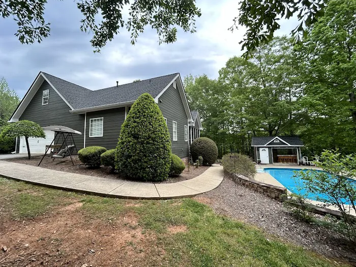 Washington Roofing & Construction LLC Picture 6