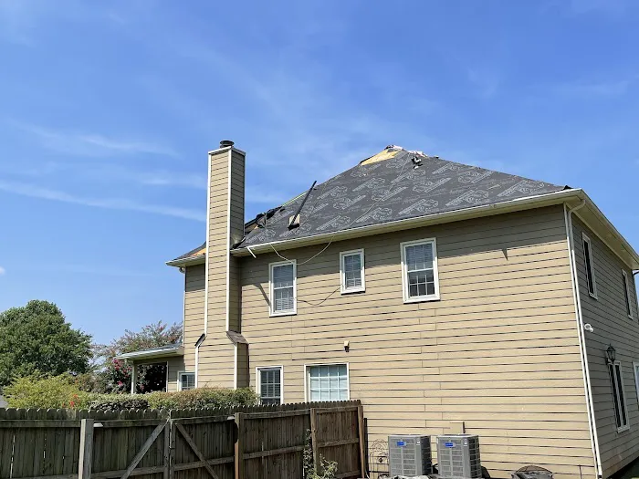 Rooks Roofing & Exteriors Picture 2