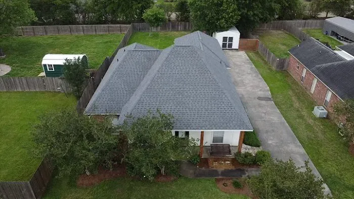 THA Roofing Company Picture 8