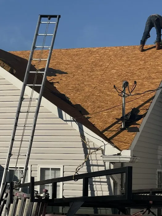 Battlefield Roofing Picture 1