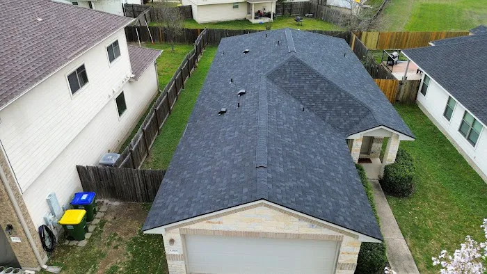 Roof Royale Picture 1