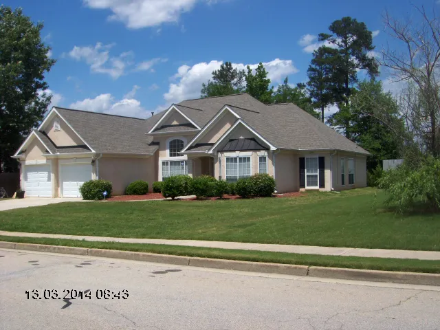 Four Seasons Roofing & Repair Inc. Picture 1