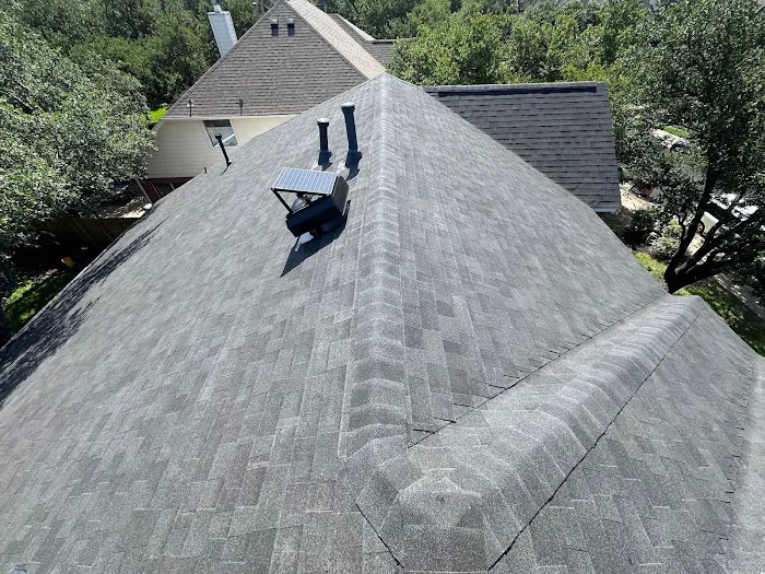 Dayton Co. Roofing & Renovation Picture 1