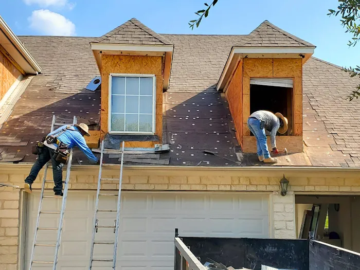 Dayton Co. Roofing & Renovation Picture 9