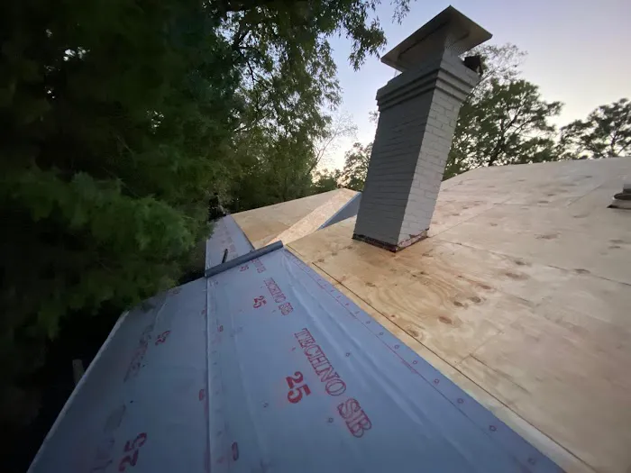 Tip-Top Roofing & Construction Picture 2