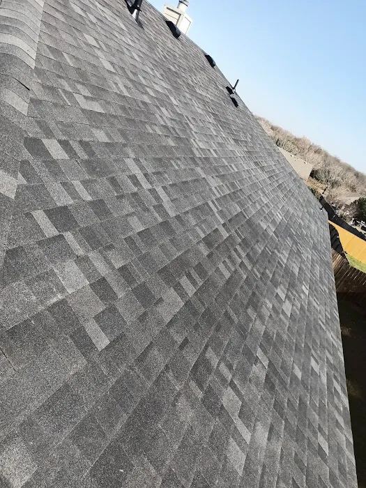 Rodrigos Roofing Picture 3