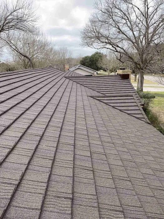 Leo Miller & Sons Roofing Picture 2
