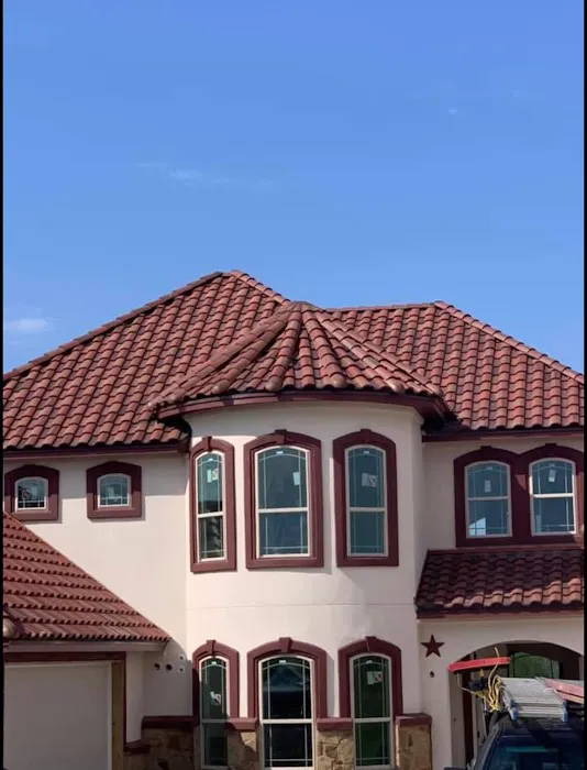 Platinum Roofing Picture 1