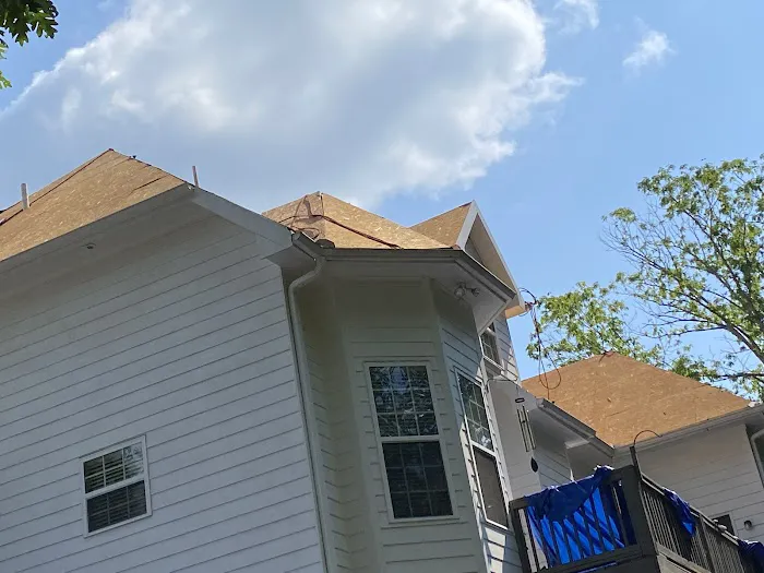 United Contracting and Roofing Picture 8
