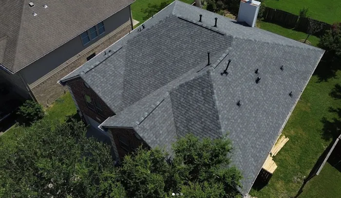 Lions Crown Roofing Picture 2