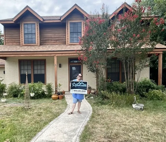 Hometown Roofing & Restoration Picture 5