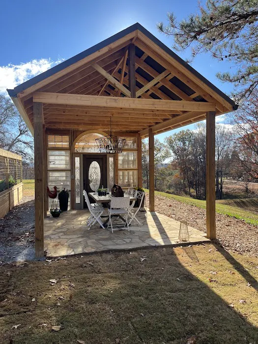 Southtrends LLC Picture 1