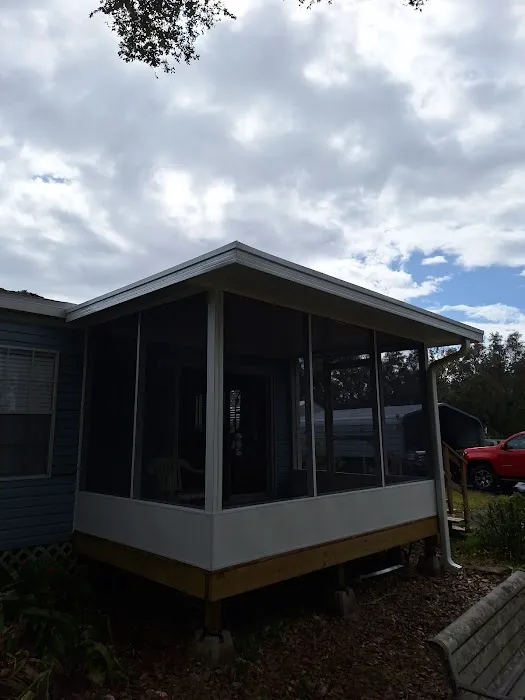 White Aluminum & Windows Picture 4