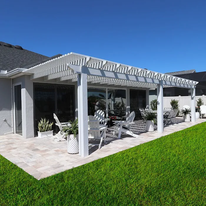 White Aluminum & Windows Picture 8