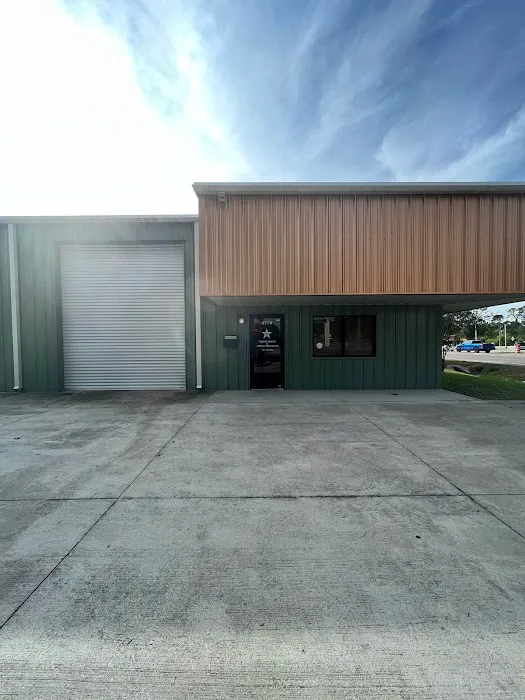 Veterans Roofing & Property Maintenance Picture 6