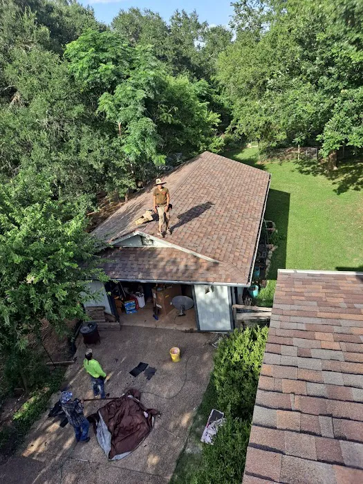 Mondragon Roofing & Remodeling Picture 7