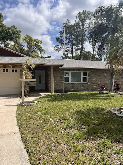 W.D. Hutchinson Roofing LLC Picture 5