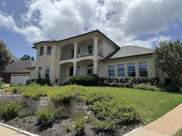Haven Exteriors Picture 1