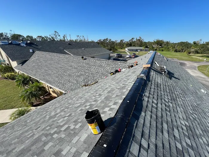 True Roofers Picture 2