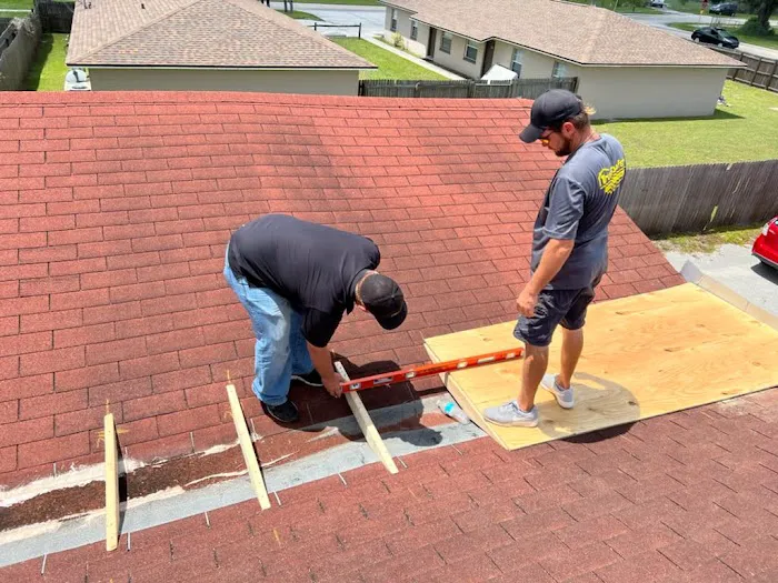 True Roofers Picture 10