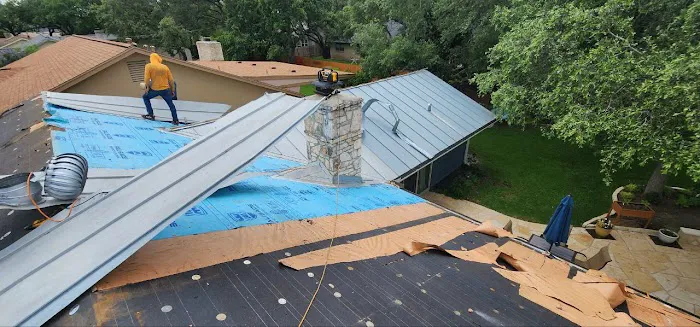 Valor Roofing & Restoration Picture 6