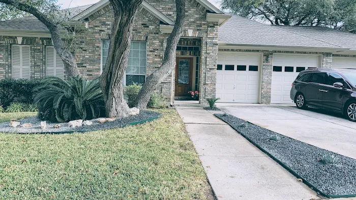 Bluebonnet Roofing & Construction Picture 9