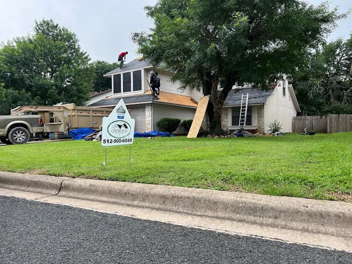 Oakwood Roofing and Construction, LLC Picture 1