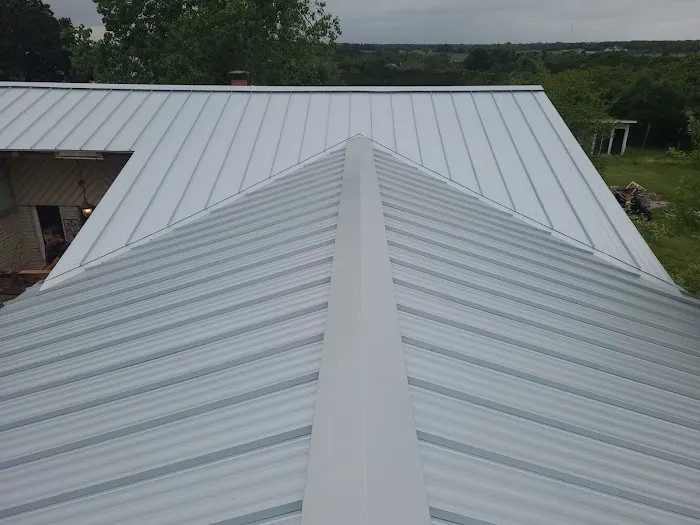 Oakwood Roofing and Construction, LLC Picture 4