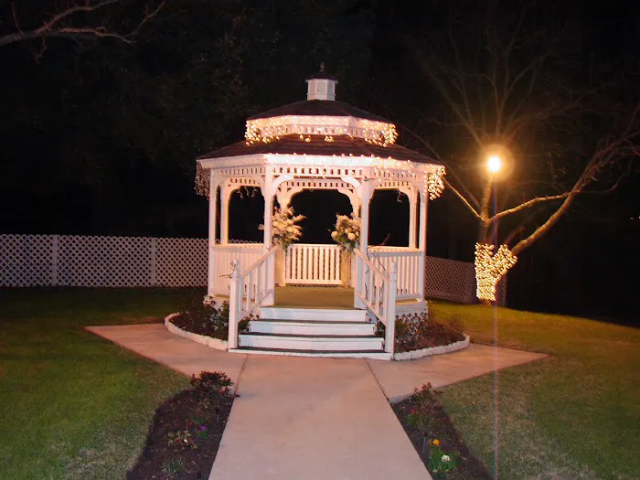 Oakwood Roofing and Construction, LLC Picture 6