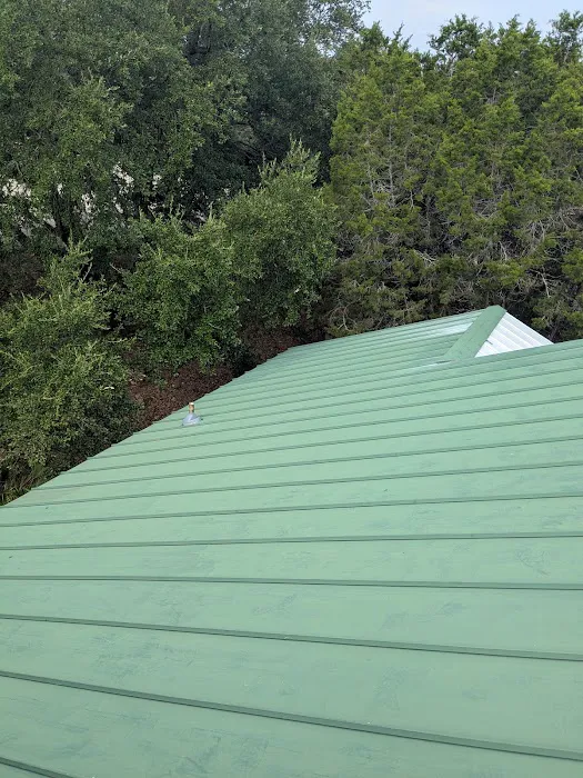 Abraham's Roofing and Tree Trimming Picture 4