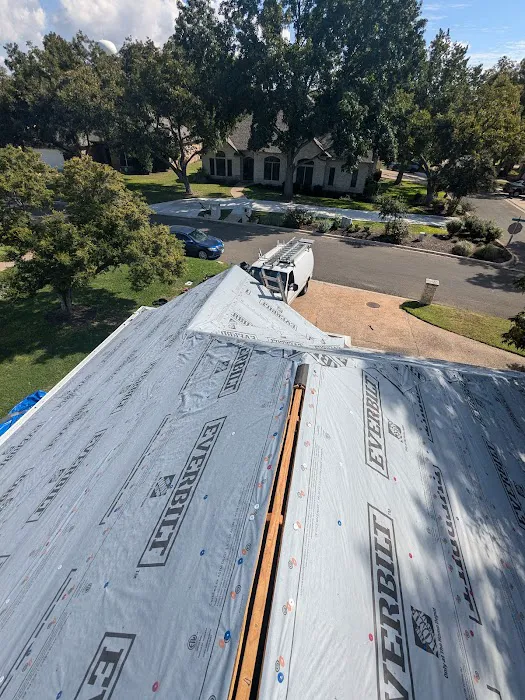 Abraham's Roofing and Tree Trimming Picture 9