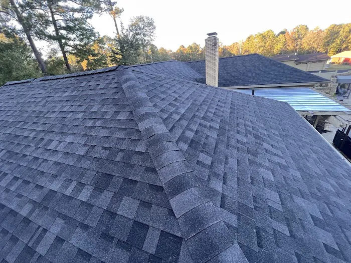 Right-Hand Roofing & Gutters Picture 5