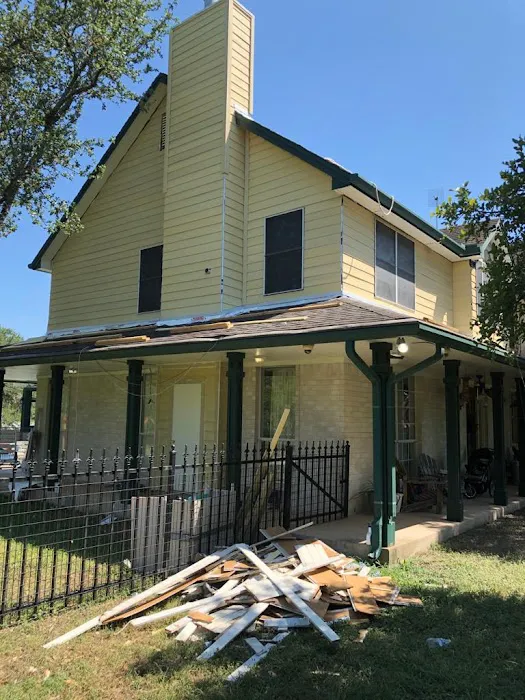 Reyes Roofing Contractor Picture 7