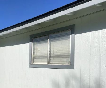 Royal roofing and construction