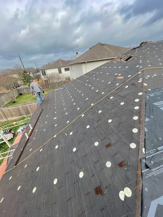 Royal roofing and construction Picture 5