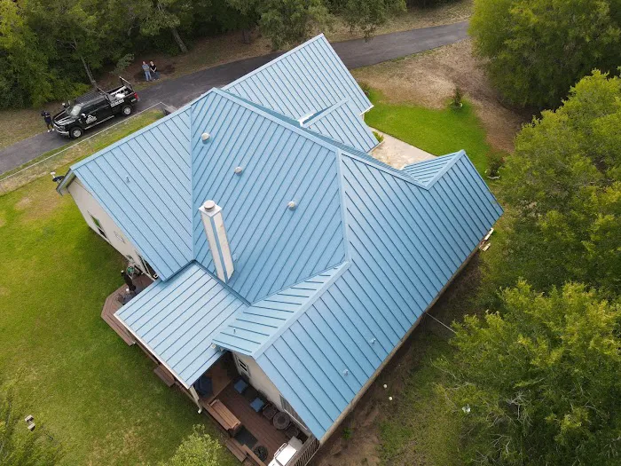 Spade Roofing and Gutters Picture 5
