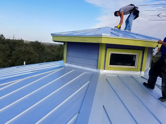 R&L Roofing Specialties Picture 3