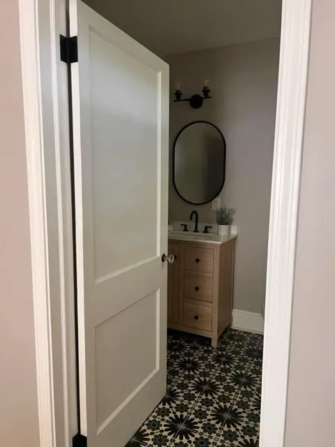 JV Custom Construction LLC Picture 9