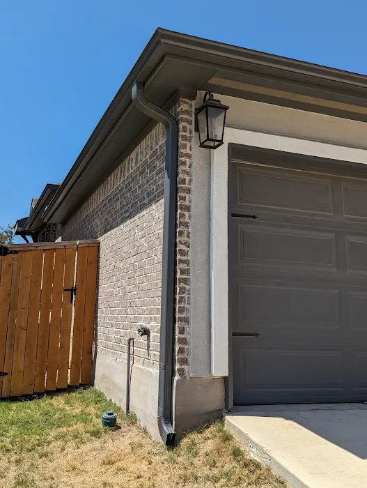 Lone Star Roofing & Gutters Picture 10