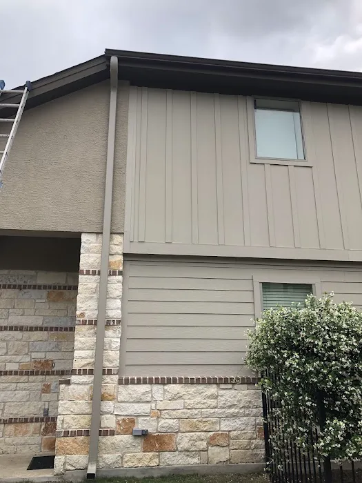 Lone Star Roofing & Gutters Picture 7