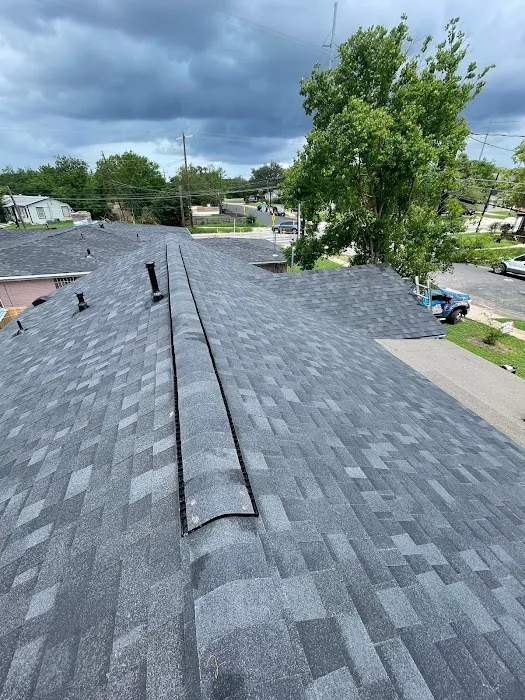 J&H Roofing Picture 2